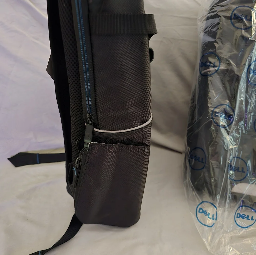 15.6 inch Dell Urban 2.0 Backpack